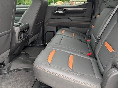 Used 2026 GMC Sierra 1500 AT4 w/ AT4 Premium Package AWD/4WD image 16