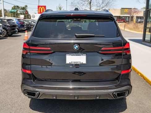 Used 2025 BMW X5 xDrive40i w/ M Sport Package image 5