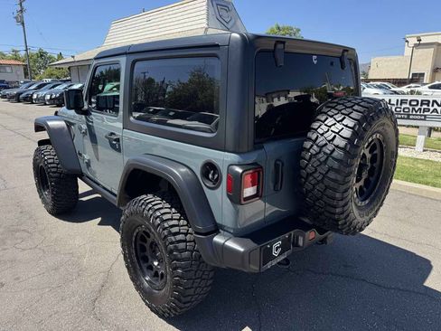 Used 2024 Jeep Wrangler Sport AWD/4WD image 3