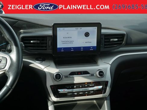 Used 2022 Ford Explorer XLT AWD/4WD image 17
