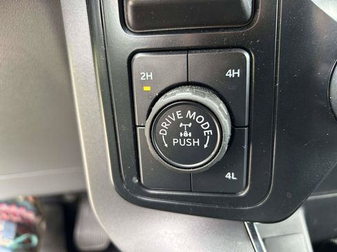 Used 2025 Ford F150 XLT w/ Equipment Group 302A MID AWD/4WD image 27