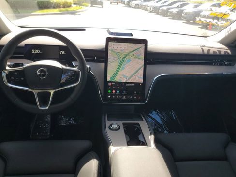 Certified 2025 Volvo EX90 Plus AWD/4WD image 14