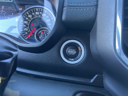 Used 2023 RAM 1500 Laramie image 22