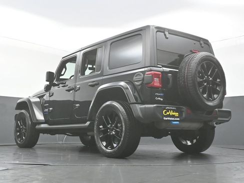 Used 2023 Jeep Wrangler Unlimited Sahara w/ Cold Weather Group AWD/4WD image 44