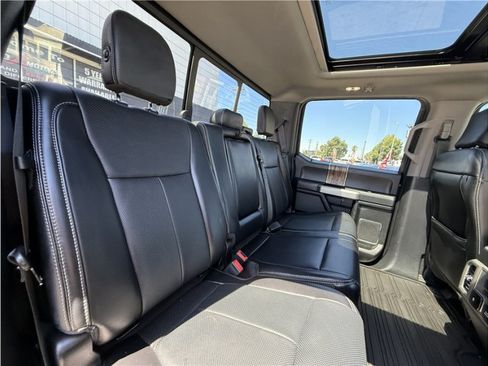 Used 2018 Ford F150 Lariat w/ Equipment Group 502A Luxury AWD/4WD image 30
