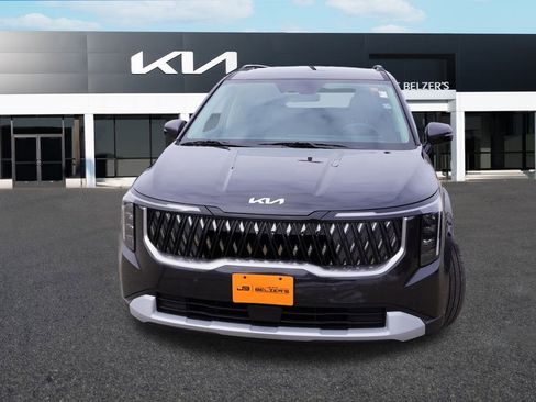 New 2026 Kia Carnival EX image 8