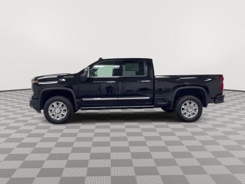 Used 2024 Chevrolet Silverado 3500 High Country w/ High Country Premium Package image 5