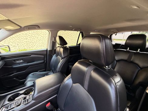 Used 2024 Honda Pilot EX-L image 15