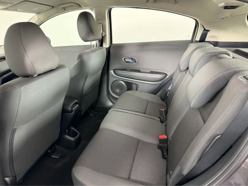 Used 2021 Honda HR-V LX image 13