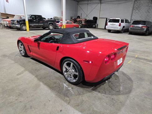 Used 2007 Chevrolet Corvette Convertible w/ Preferred Equipment Group image 8