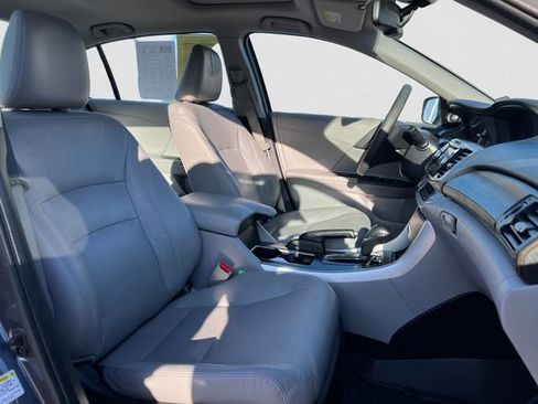Used 2015 Honda Accord EX-L image 15