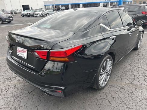 Used 2024 Nissan Altima 2.5 SL FWD image 5