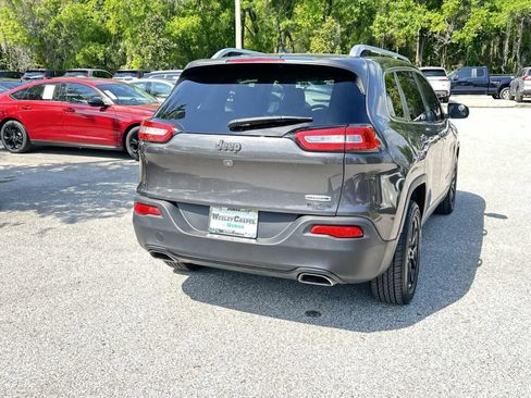 Used 2015 Jeep Cherokee Latitude w/ Comfort/Convenience Group image 6