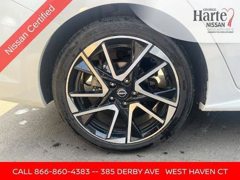 Certified 2025 Nissan Sentra SR w/ SR Premium Package image 9