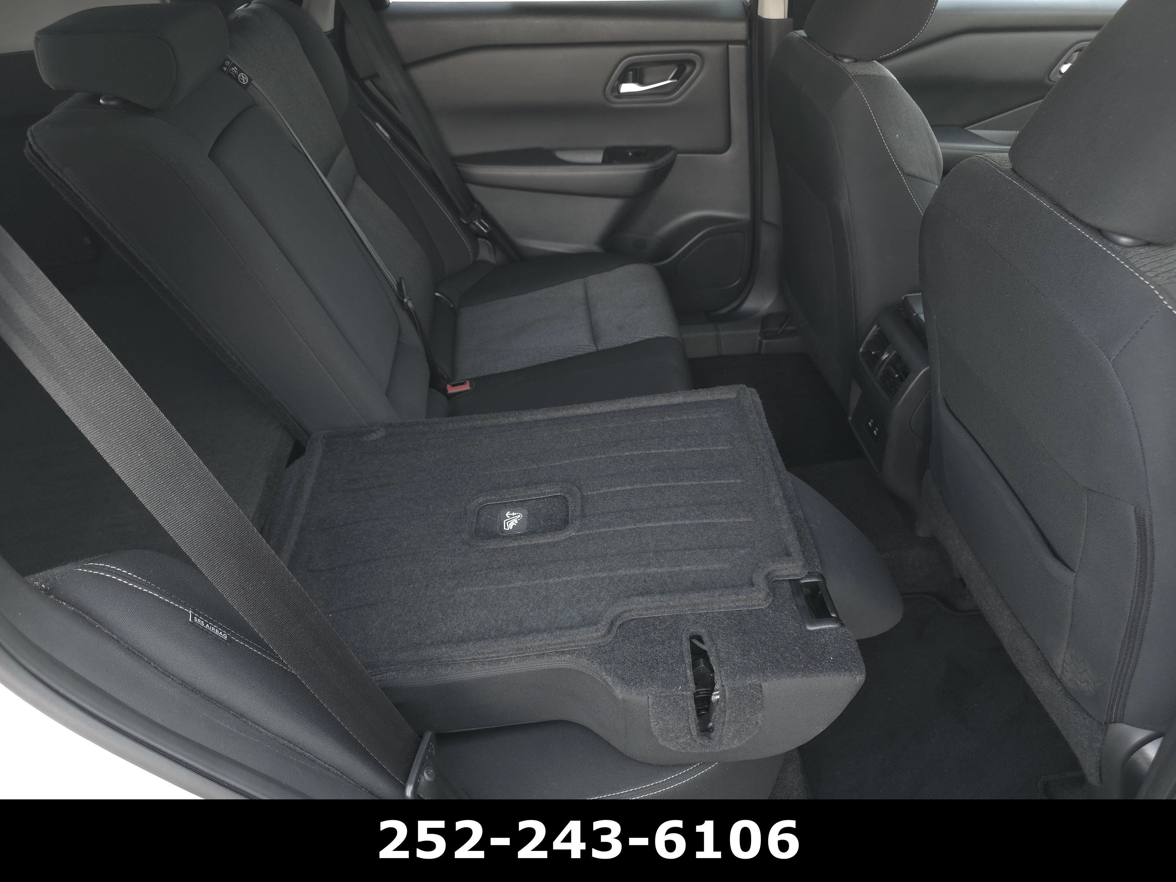 Used 2024 Nissan Rogue SV AWD/4WD image 33
