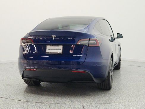 Used 2025 Tesla Model Y Long Range AWD/4WD image 6