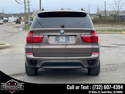 Used 2011 BMW X5 xDrive35i w/ Technology Pkg AWD/4WD image 9