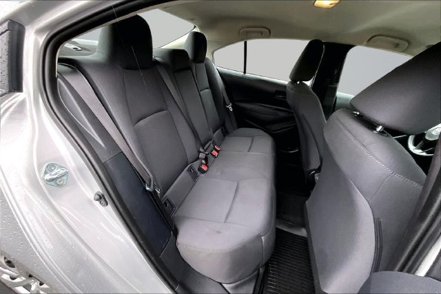 Used 2025 Toyota Corolla LE FWD image 25