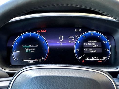 Used 2026 Toyota Corolla Cross XLE FWD image 24