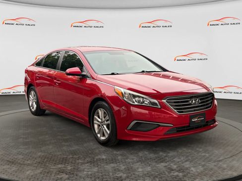 Used 2017 Hyundai Sonata SE FWD image 5