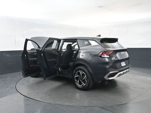 Certified 2023 Kia Sportage LX image 32