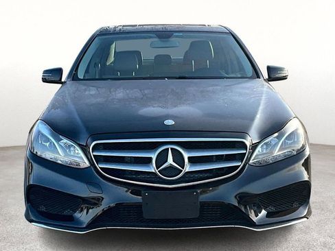 Used 2016 Mercedes-Benz E 250 Sedan w/ Premium Package image 5