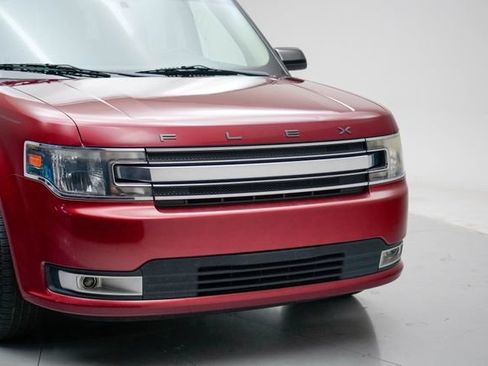 Used 2013 Ford Flex SEL FWD image 17