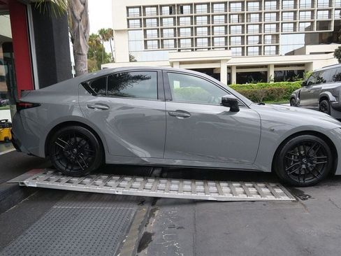 Used 2024 Lexus IS 500 RWD image 39