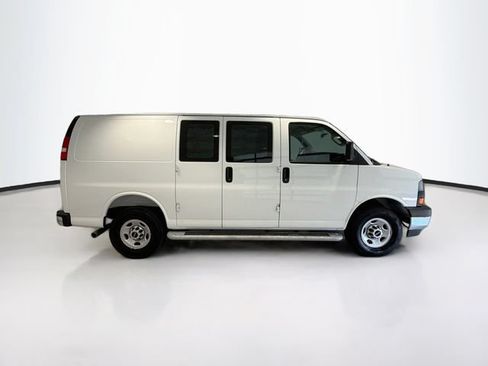 Used 2025 GMC Savana 2500 w/ Driver Convenience Package RWD image 8