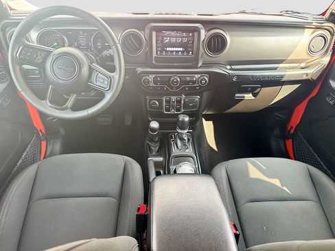 Certified 2023 Jeep Wrangler Unlimited AWD/4WD image 24