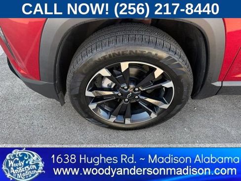 Used 2025 Chevrolet Equinox RS w/ Convenience Package III FWD image 4