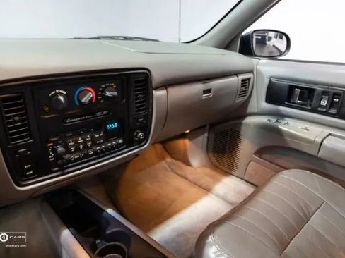 Used 1995 Chevrolet Impala SS RWD image 32
