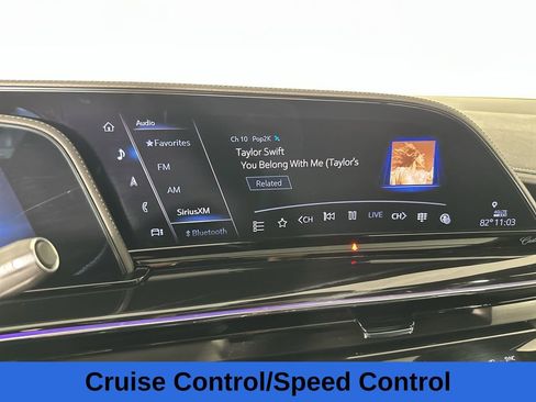 Used 2023 Cadillac Escalade Sport w/ LPO, ONYX Package AWD/4WD image 16