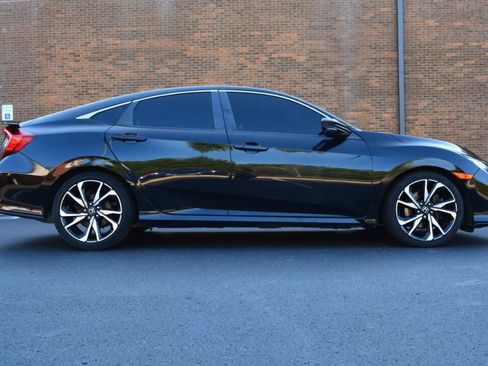 Used 2018 Honda Civic Si image 4