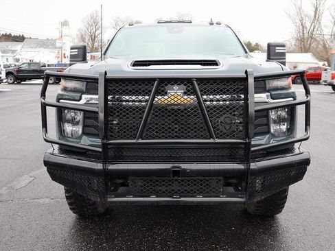 Used 2025 Chevrolet Silverado 3500 LT image 12