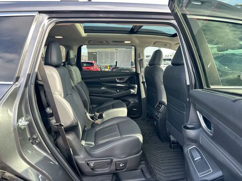 Certified 2025 Subaru Ascent Limited image 18