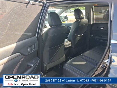 Used 2019 Toyota Highlander Limited AWD/4WD image 11