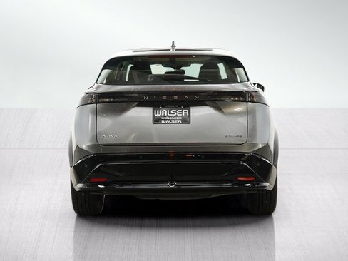 Used 2023 Nissan Ariya FWD image 4