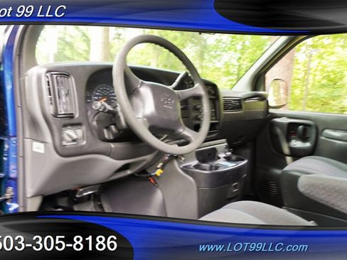 Used 2001 Chevrolet Express 3500 Extended Passenger w/ Convenience Pkg RWD image 12