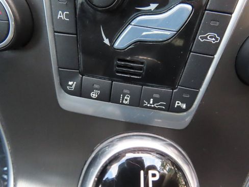 Used 2014 Volvo XC60 3.2 AWD/4WD image 20