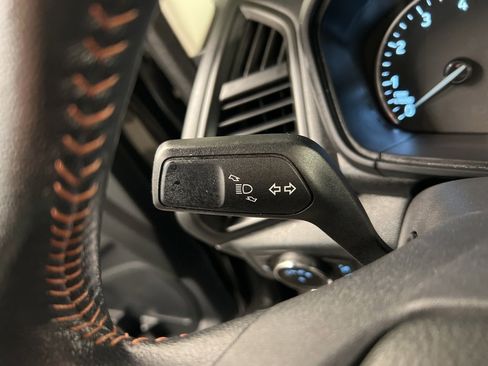 Certified 2022 Ford EcoSport SE w/ SE Appearance Package image 21