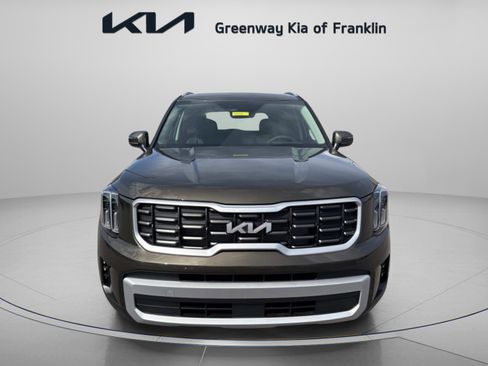 New 2025 Kia Telluride S image 2