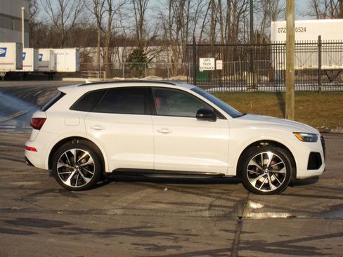 Used 2021 Audi SQ5 Premium Plus w/ Premium Plus Package image 6