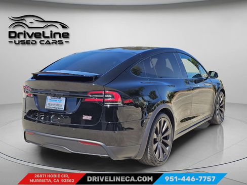 Used 2022 Tesla Model X Plaid image 6