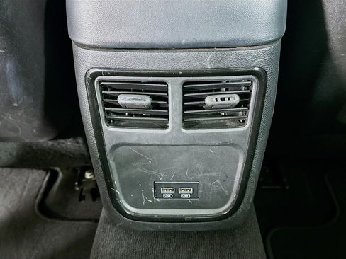 Used 2022 Chrysler 300 S image 28