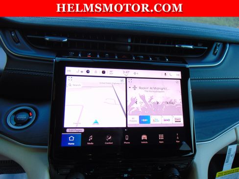 New 2025 Jeep Grand Cherokee Limited RWD image 25