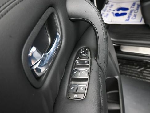 Used 2024 Nissan Armada SL w/ Cargo Package image 13