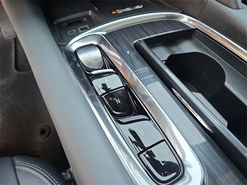 Used 2023 Buick Enclave Essence w/ Experience Buick Package image 15