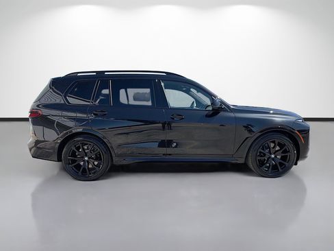 New 2027 BMW X7 xDrive40i w/ M Sport Package AWD/4WD image 2