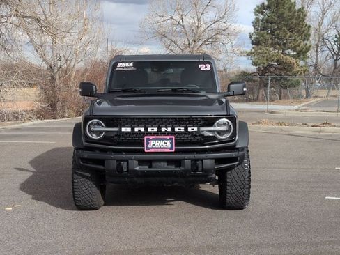 Used 2023 Ford Bronco Wildtrak image 2